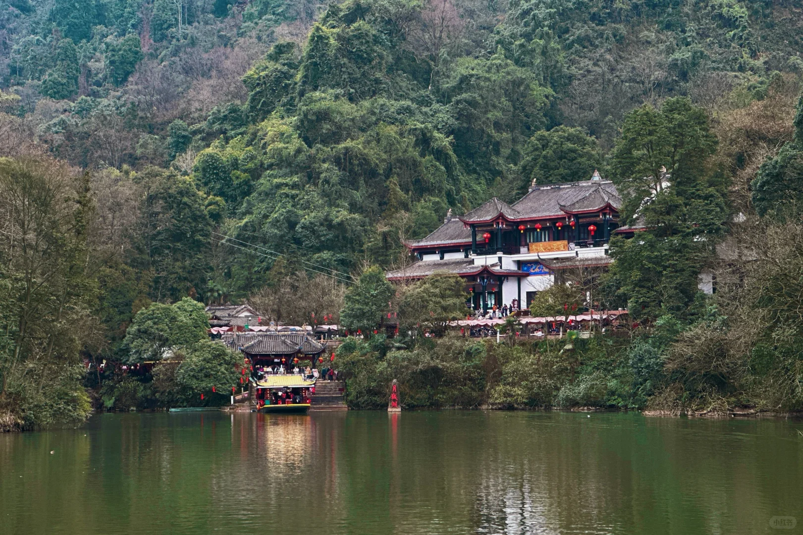 春节青城山前山 已累趴
