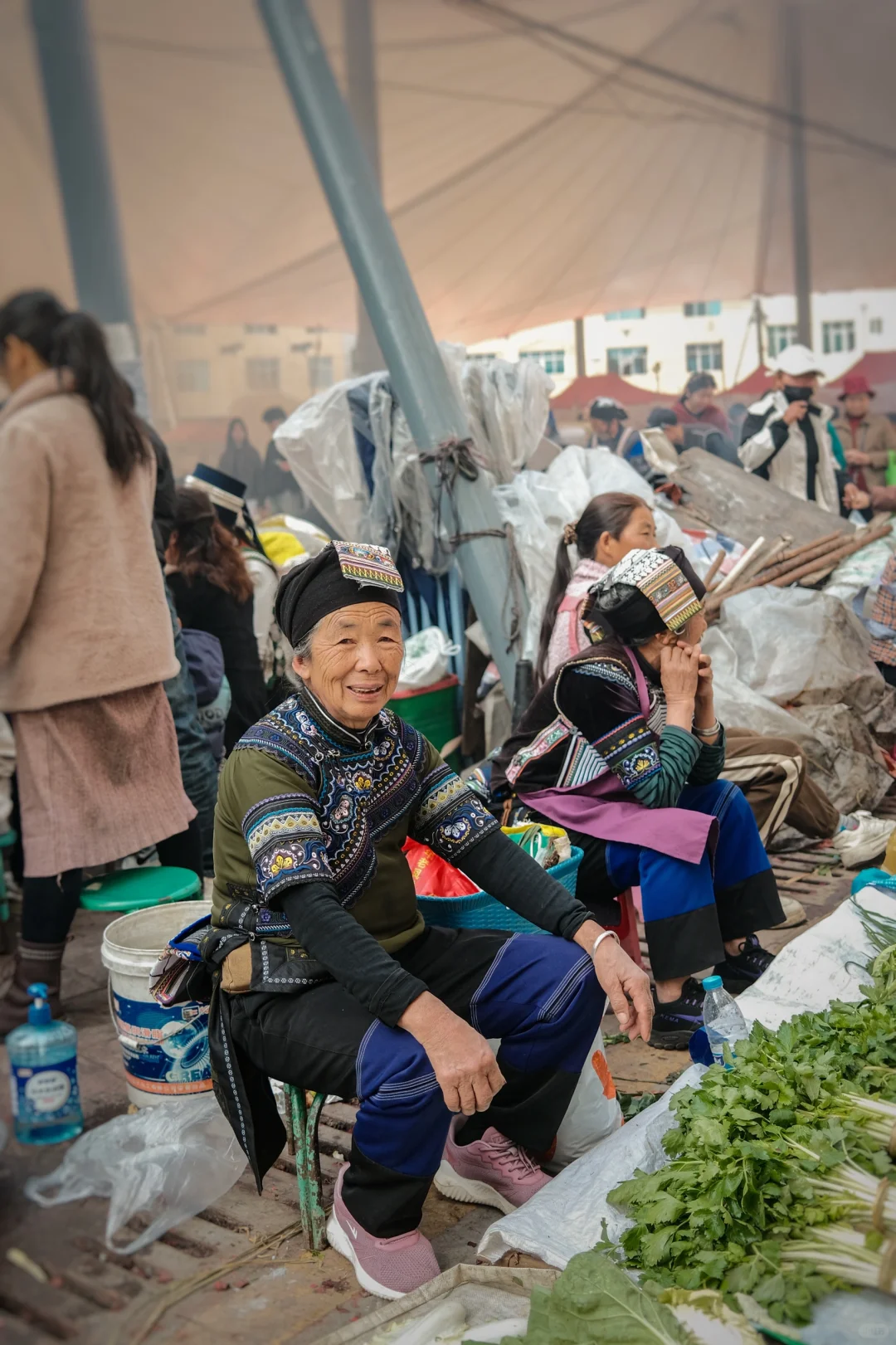 元阳赶集｜遇见一群色彩美学家和叠穿大师
