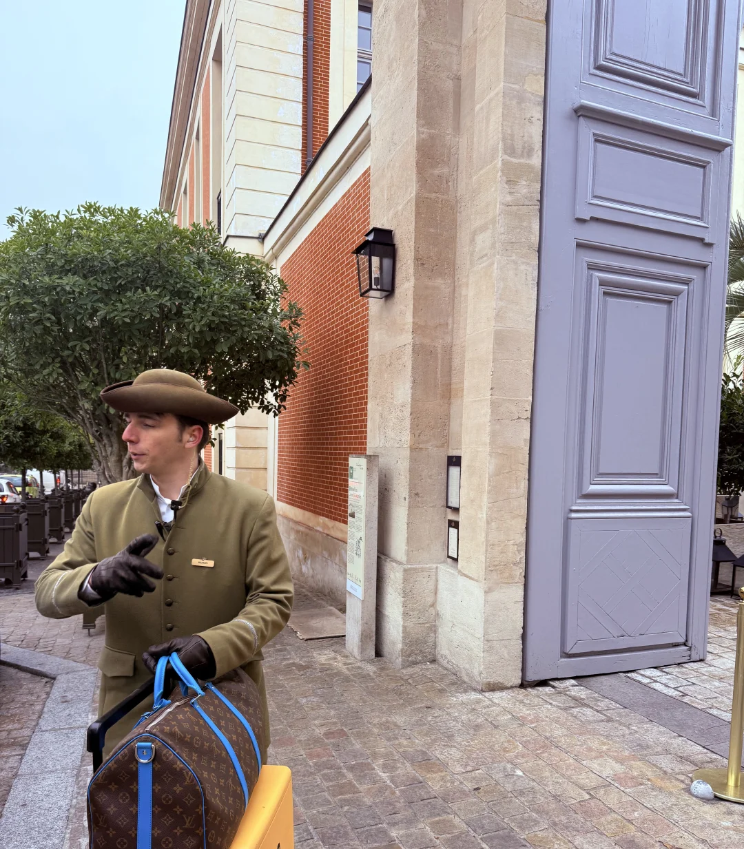 🇫🇷雨天入住凡尔赛宫