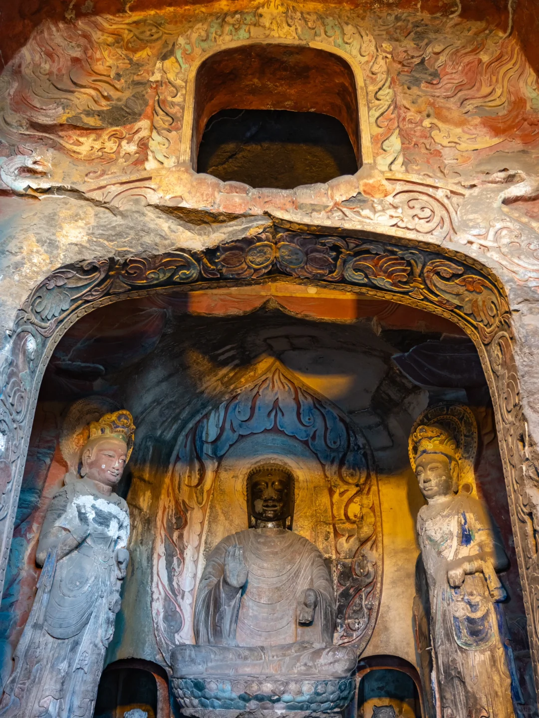 以为云冈石窟够震撼了‼️直到我来到响堂山…