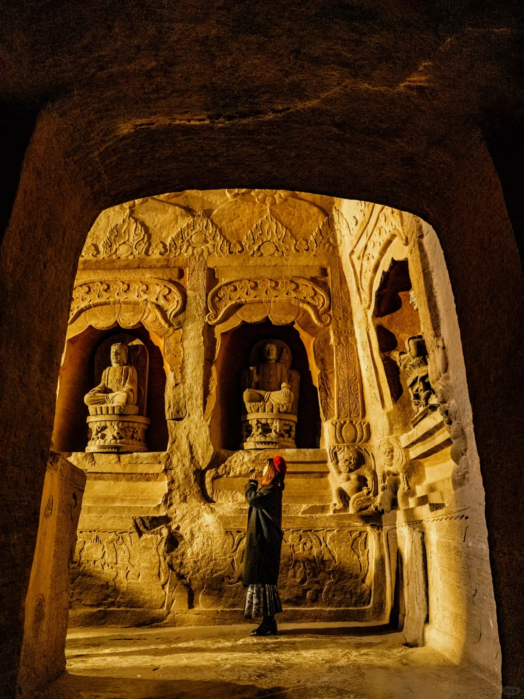 以为云冈石窟够震撼了‼️直到我来到响堂山…