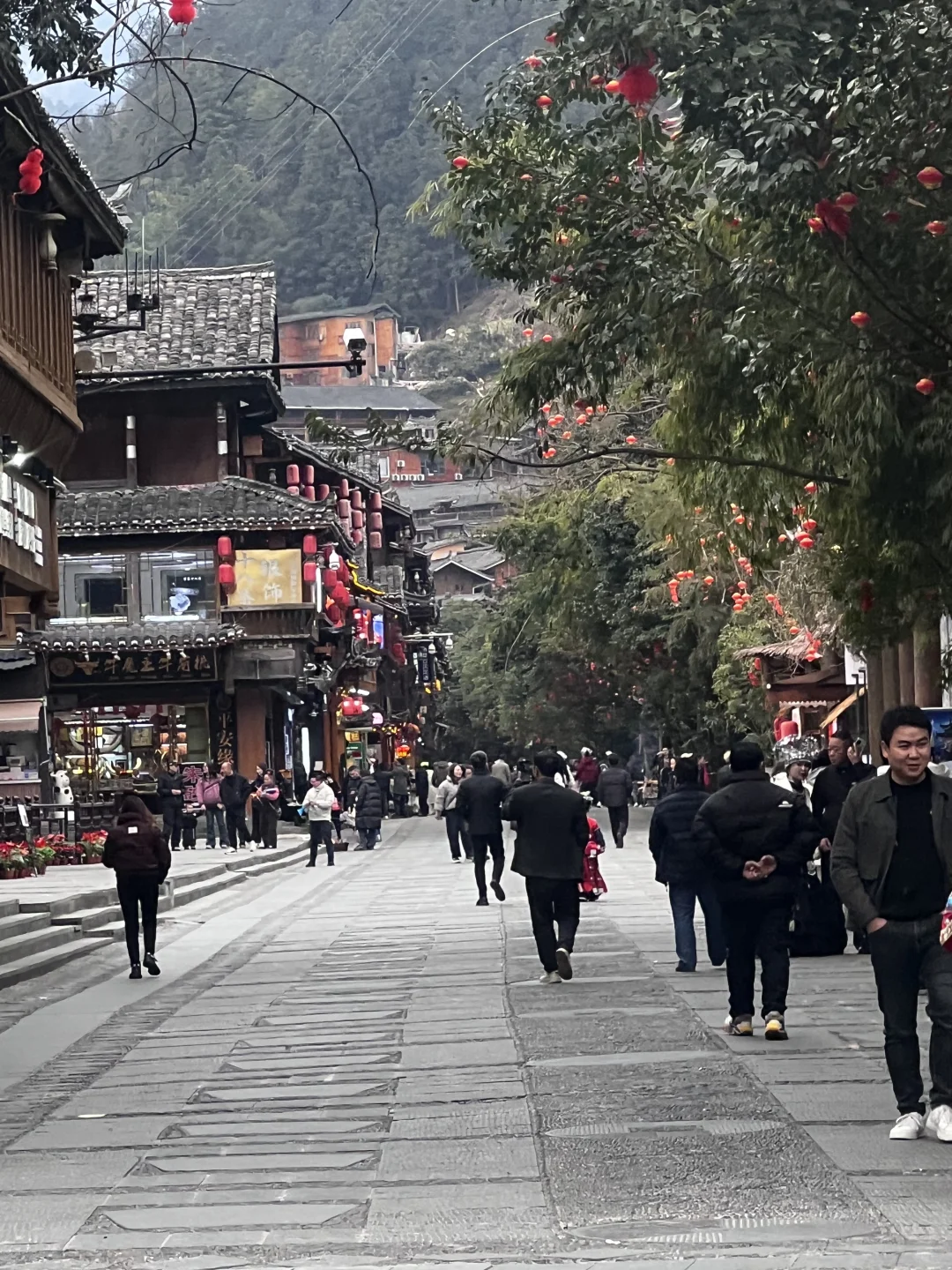 2.10号西江千户苗寨景区实况