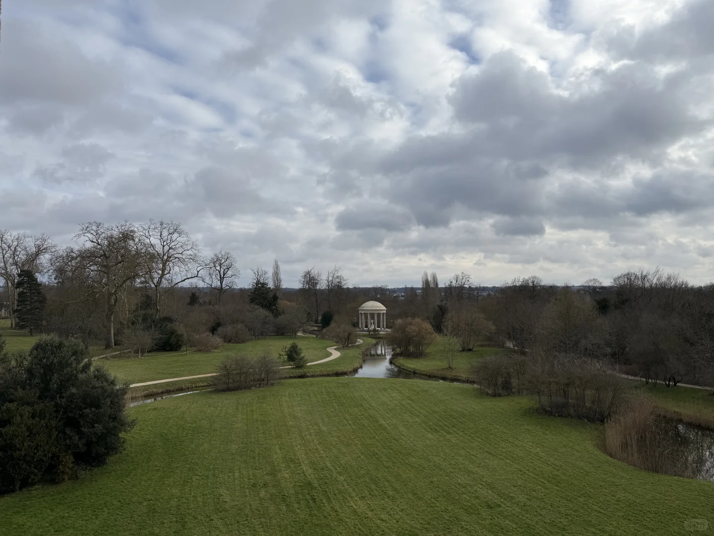 🇫🇷雨天入住凡尔赛宫