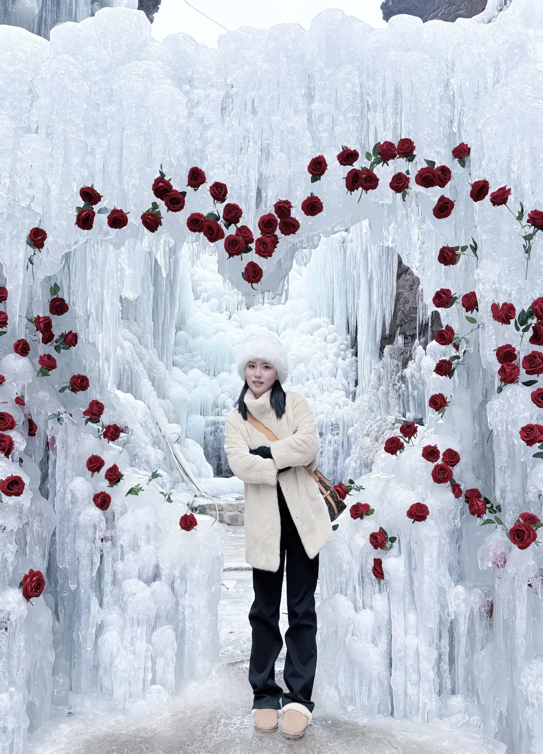 邯郸| 七步沟玫瑰♥️爱心冰挂！梦幻极了🧊