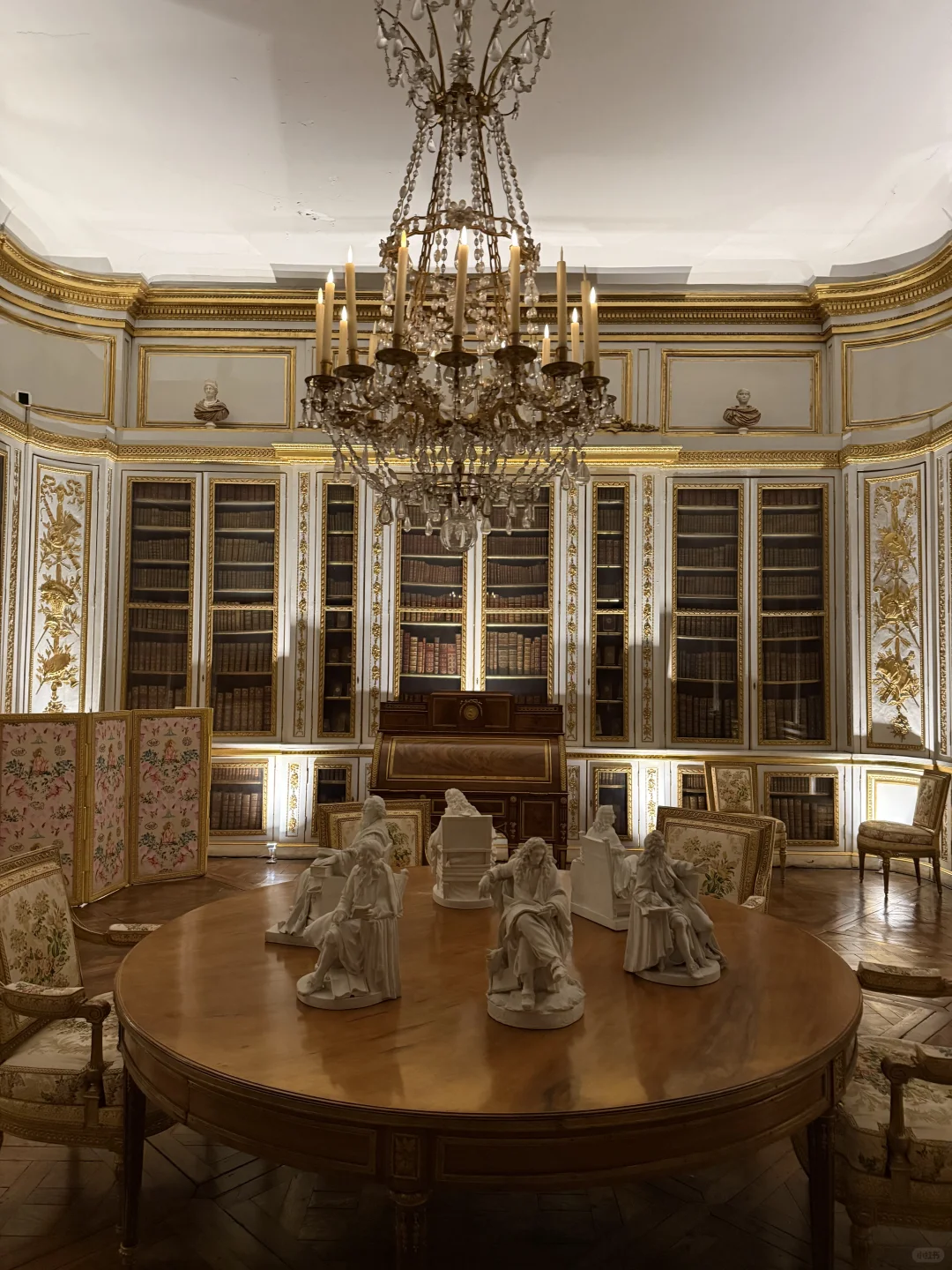 🇫🇷雨天入住凡尔赛宫