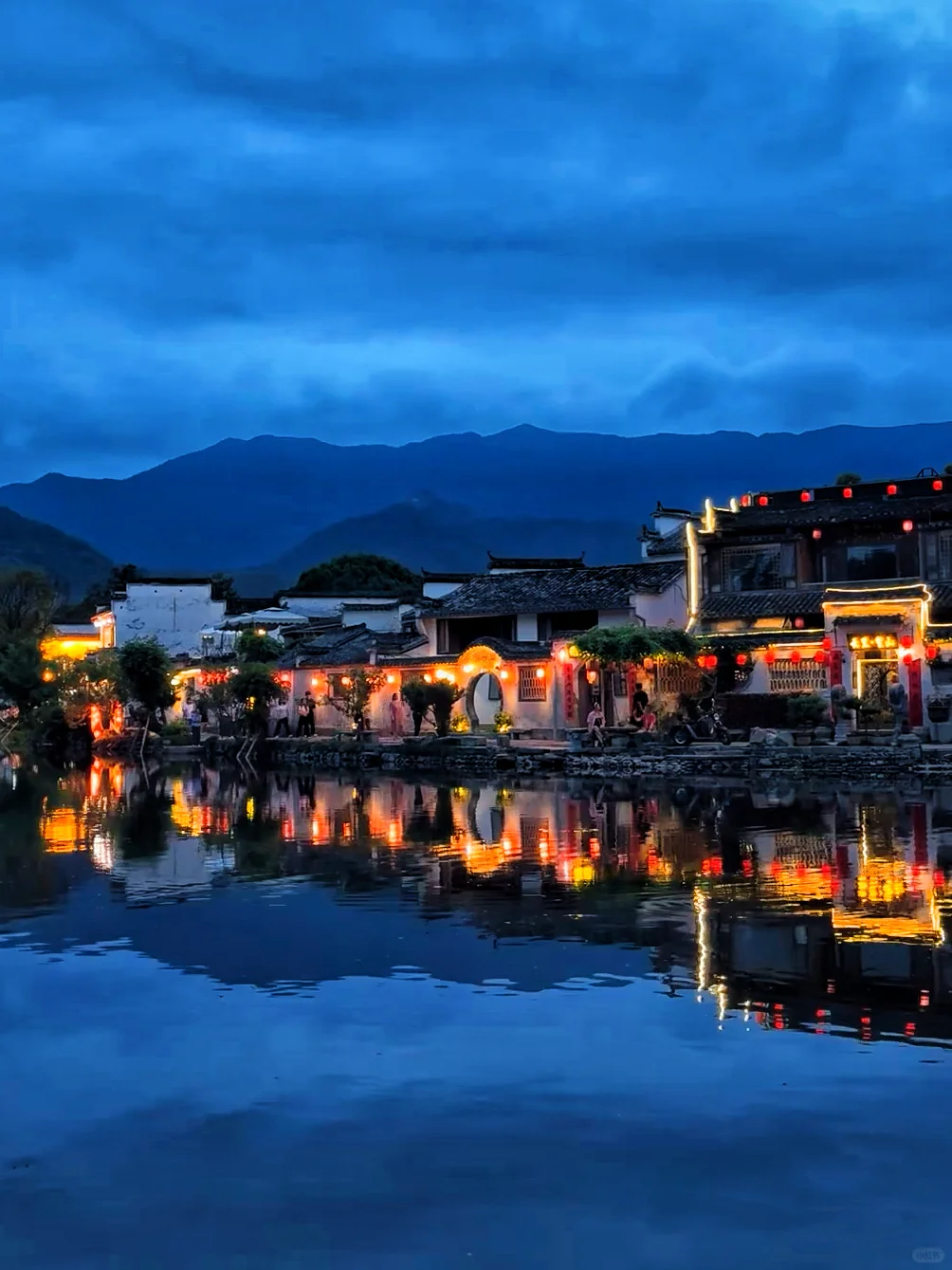 被《国家地理》评为最美古村的宏村有多绝？✨