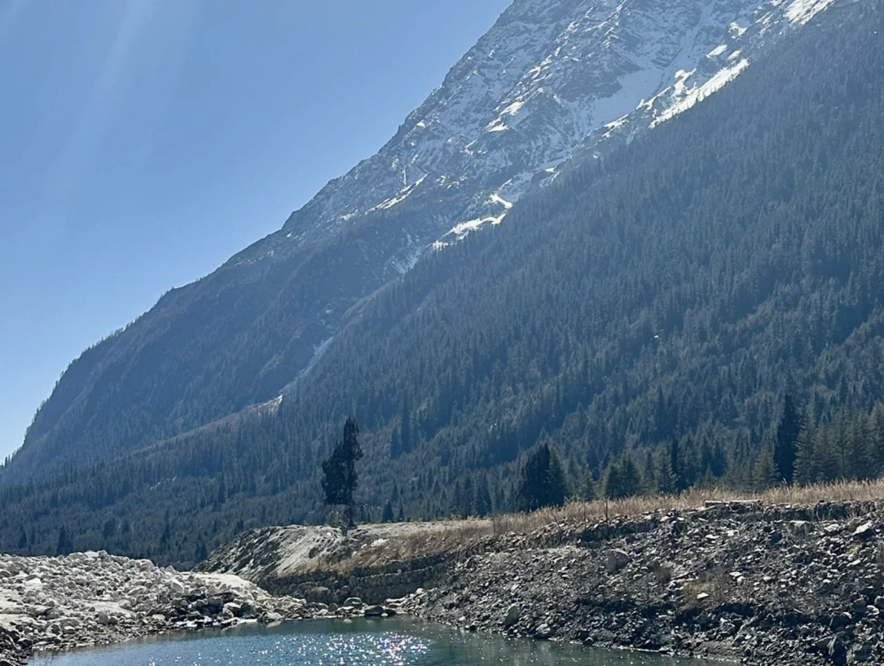 虽然川西现在是淡季 但是风景依旧优美！