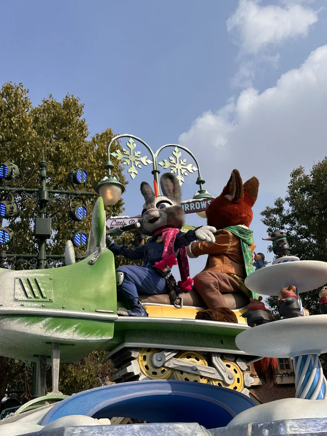 赶在新年的尾巴、分享我的新年快乐