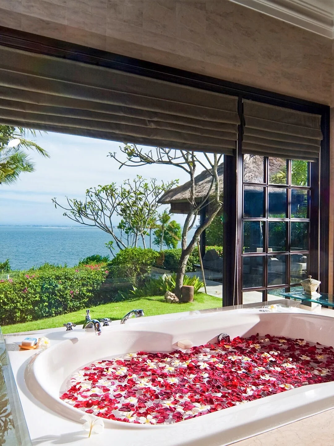 说个恐怖的！巴厘岛酒店！2-5月暴跌50%❗️