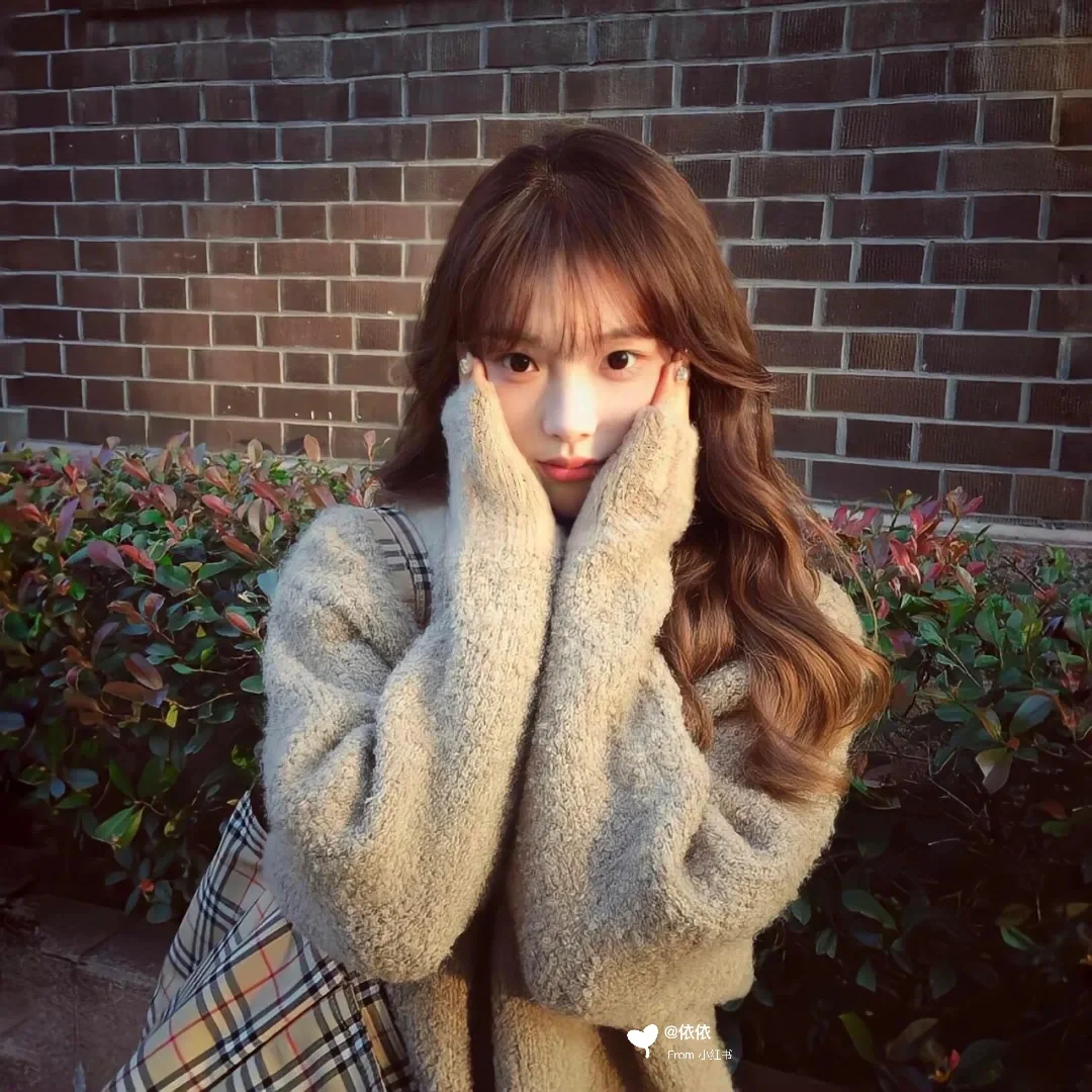 气质纯欲女生头像