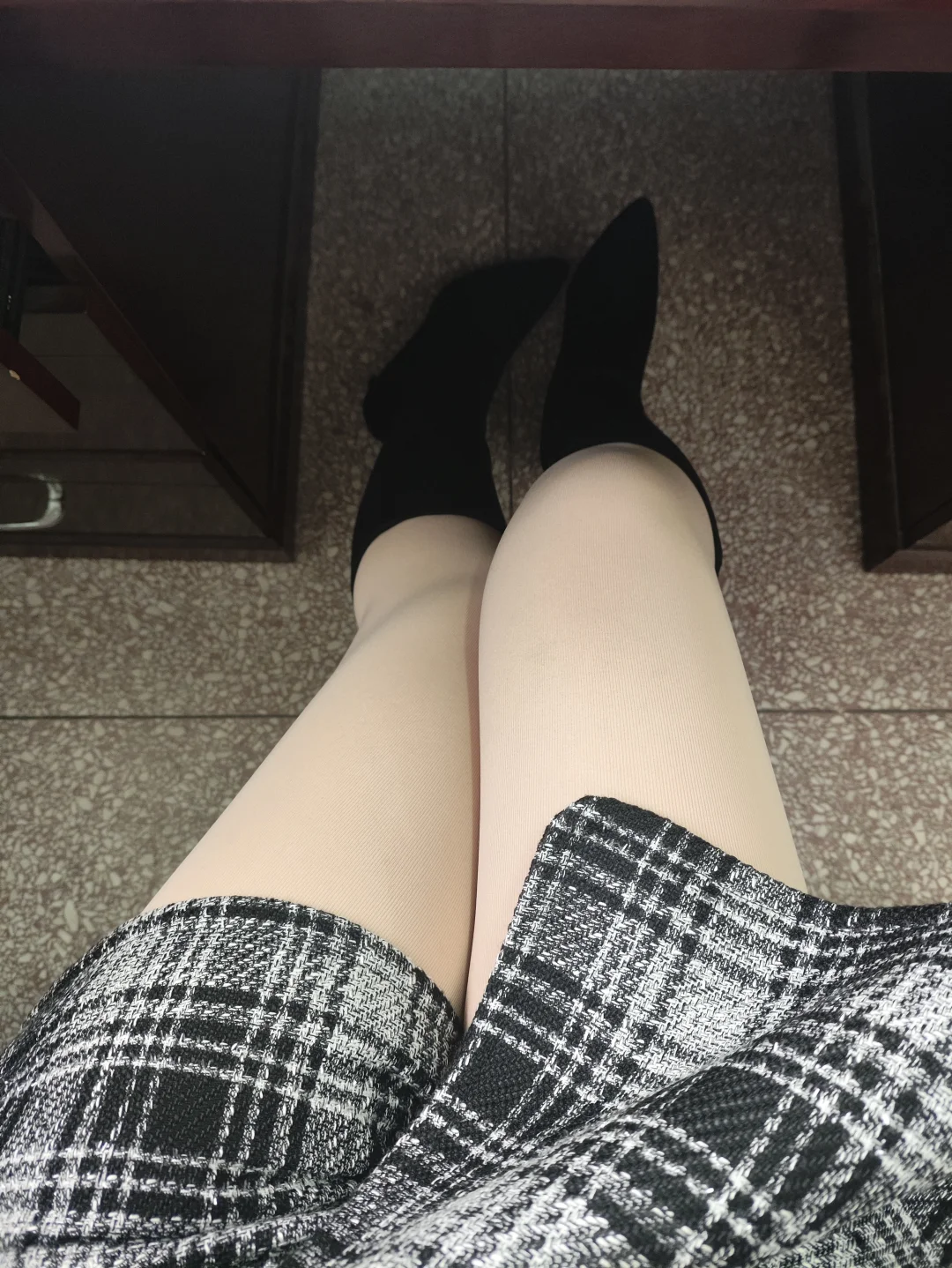 心动浅春系|有韵味人妻感紫色和肉腿更配