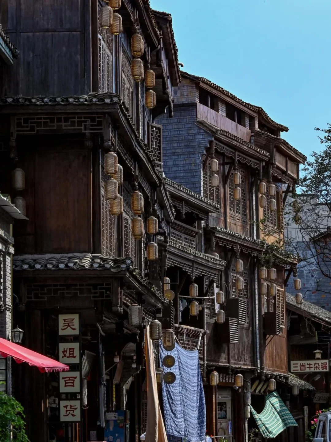 茶峒丨因为一本书，去了一座城