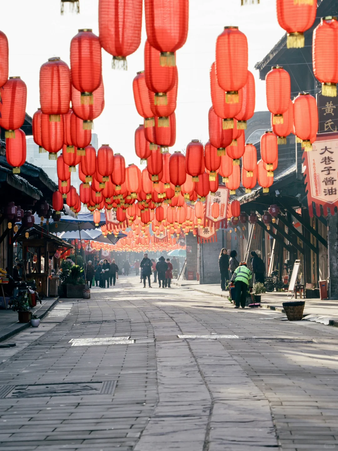 成都1小时直达！🏔雪山下的千年古镇有多绝！