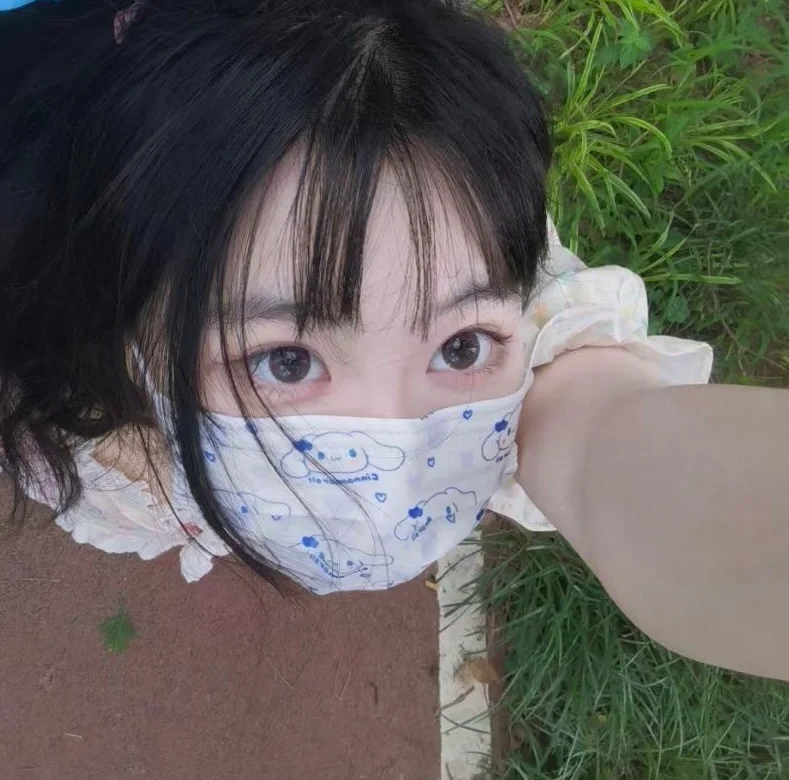 二十多了像个小学生