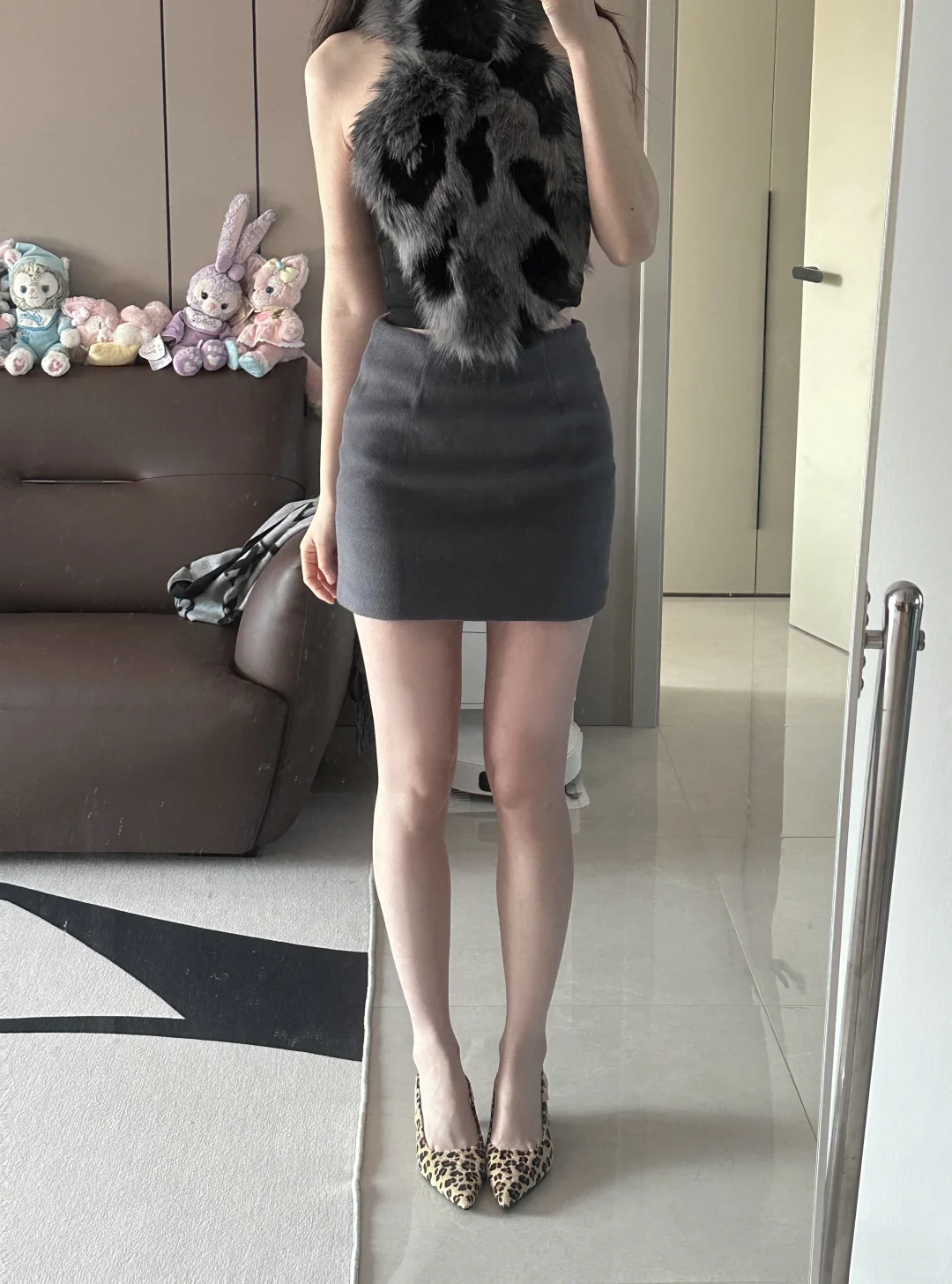 好辣必须得配上豹纹尖头小高跟