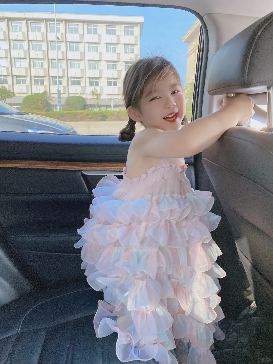 情人节快乐💕来和甜妹见个面吧