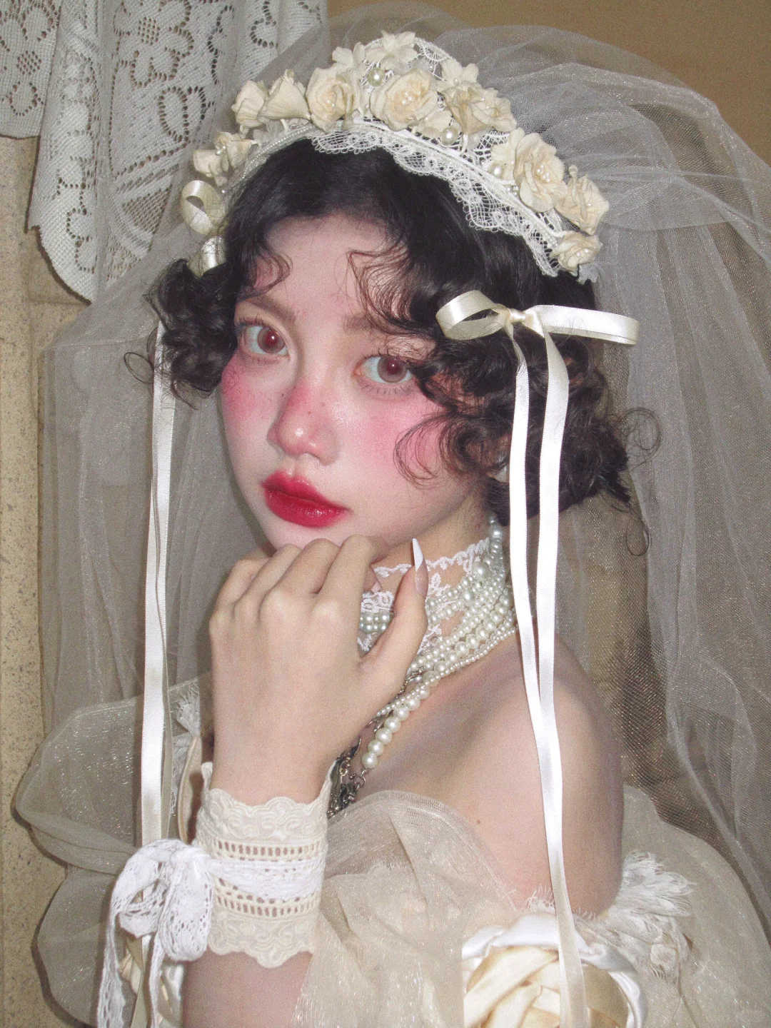 长在审美上的女主角、法里法气