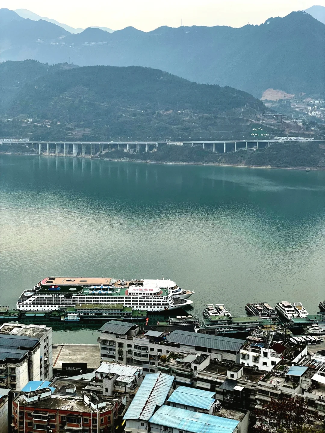 ⛰️巫峡神女景区冷清到观光车要凑人发车…🚙