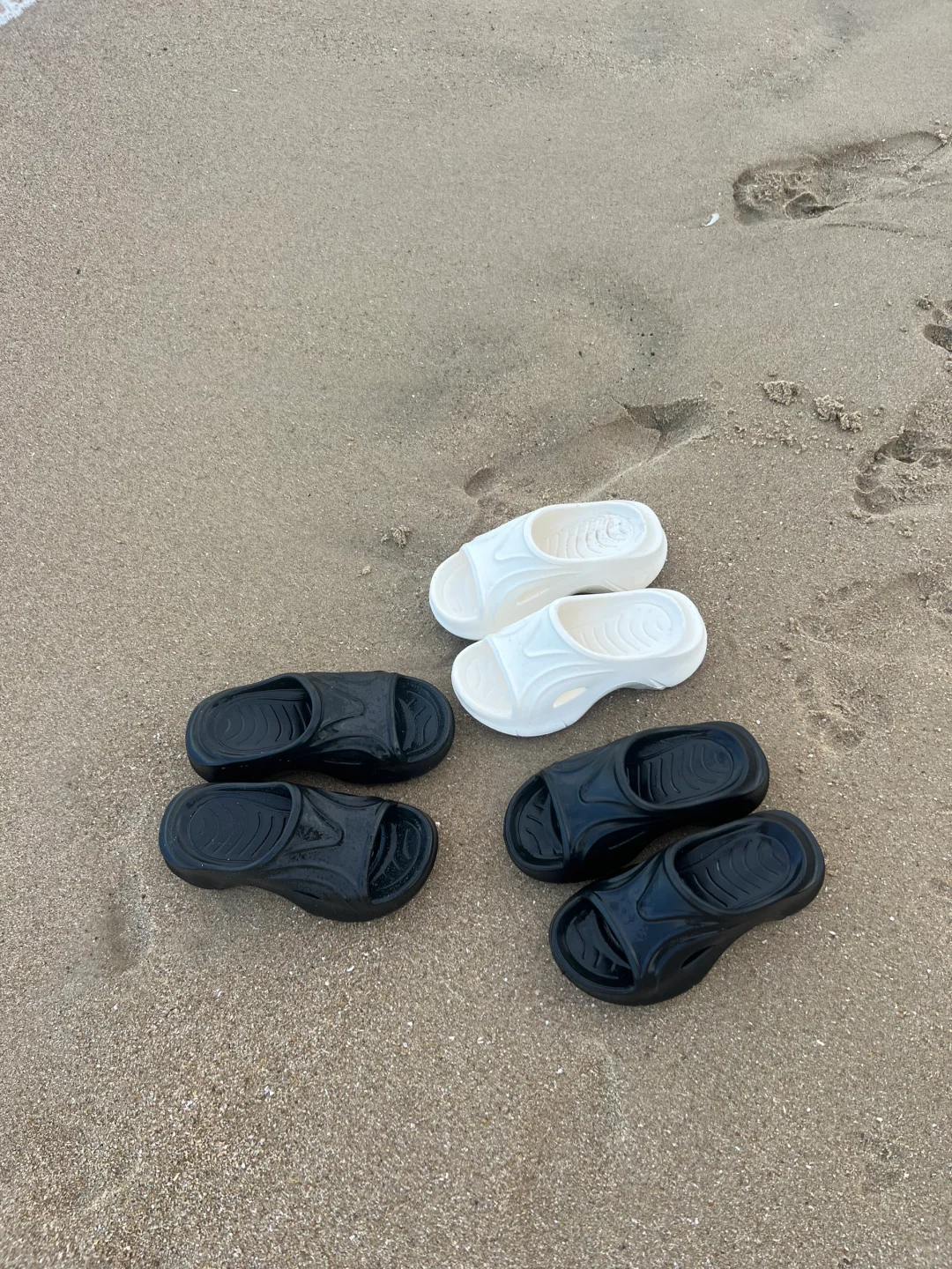 快冲！这双拖鞋好穿又不贵‼️暴走三亚巨舒适