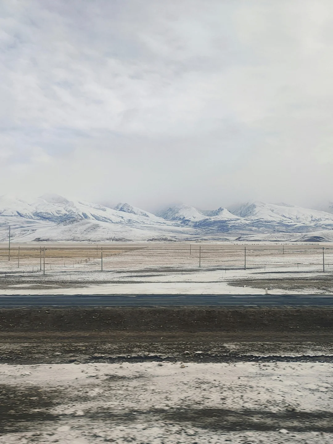 “只有内心空虚的人才总想着去旅行。”