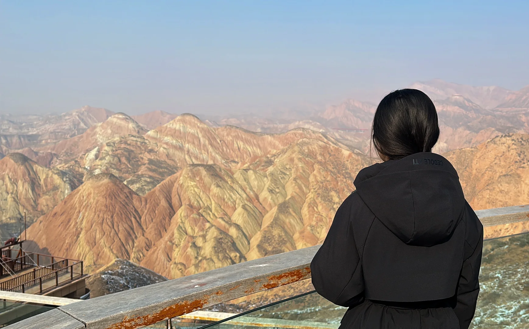 📍 𝑳𝒂𝒏 𝒁𝒉𝒐𝒖 | 水墨丹霞🏜️