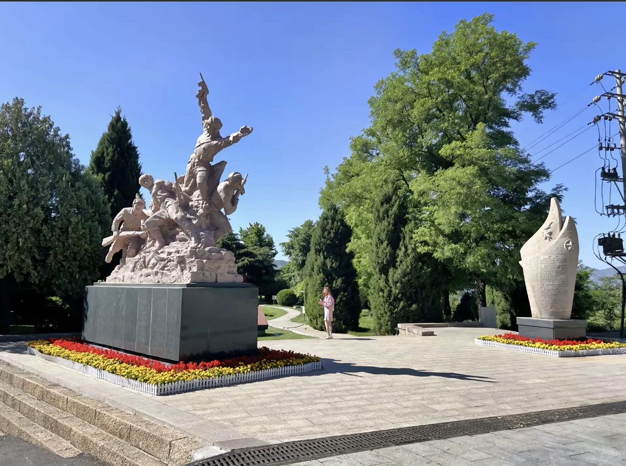 走进革命圣地，寻访红色足迹