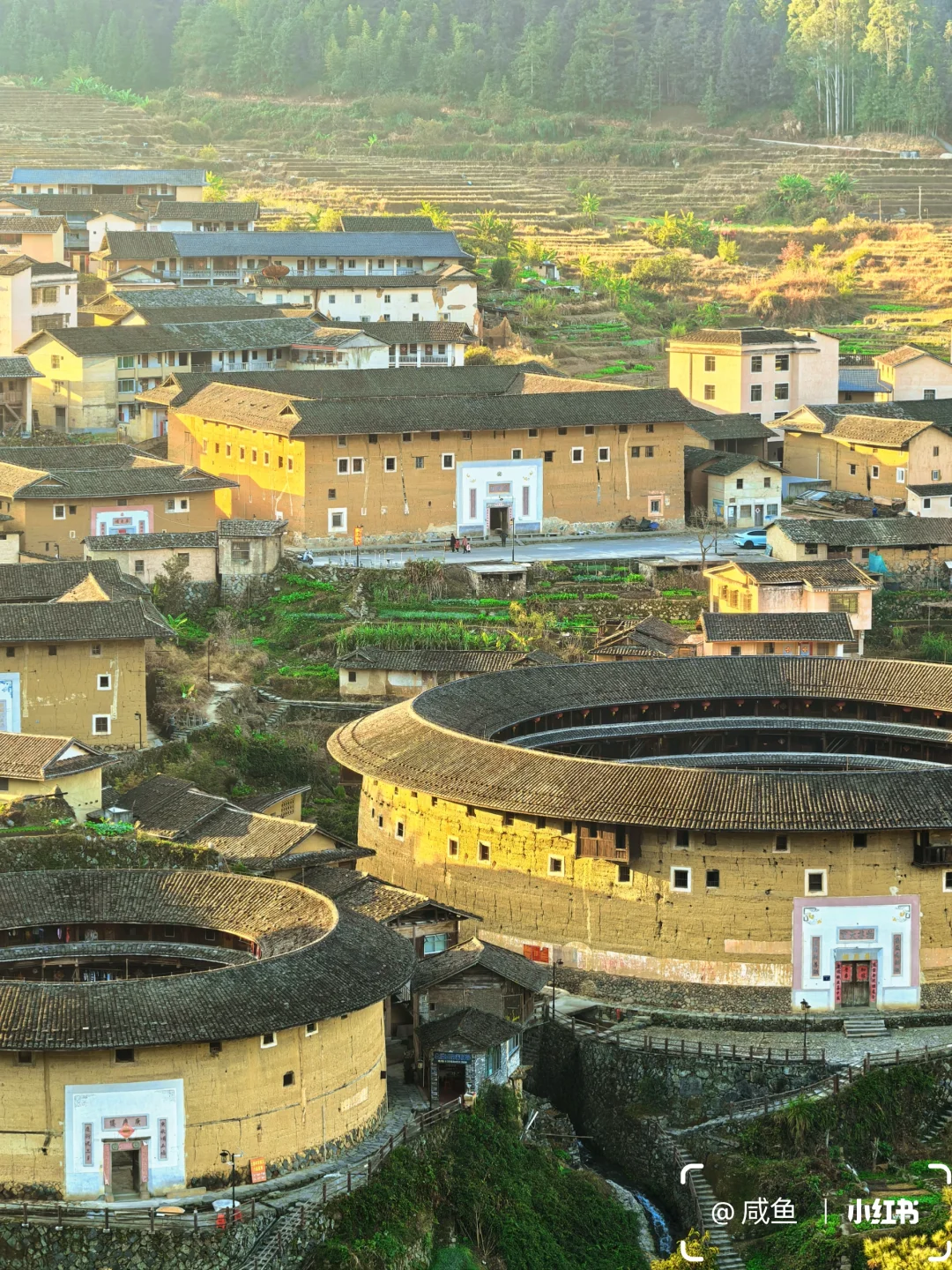 初溪土楼群：穿梭时光的窗户和文化的边界