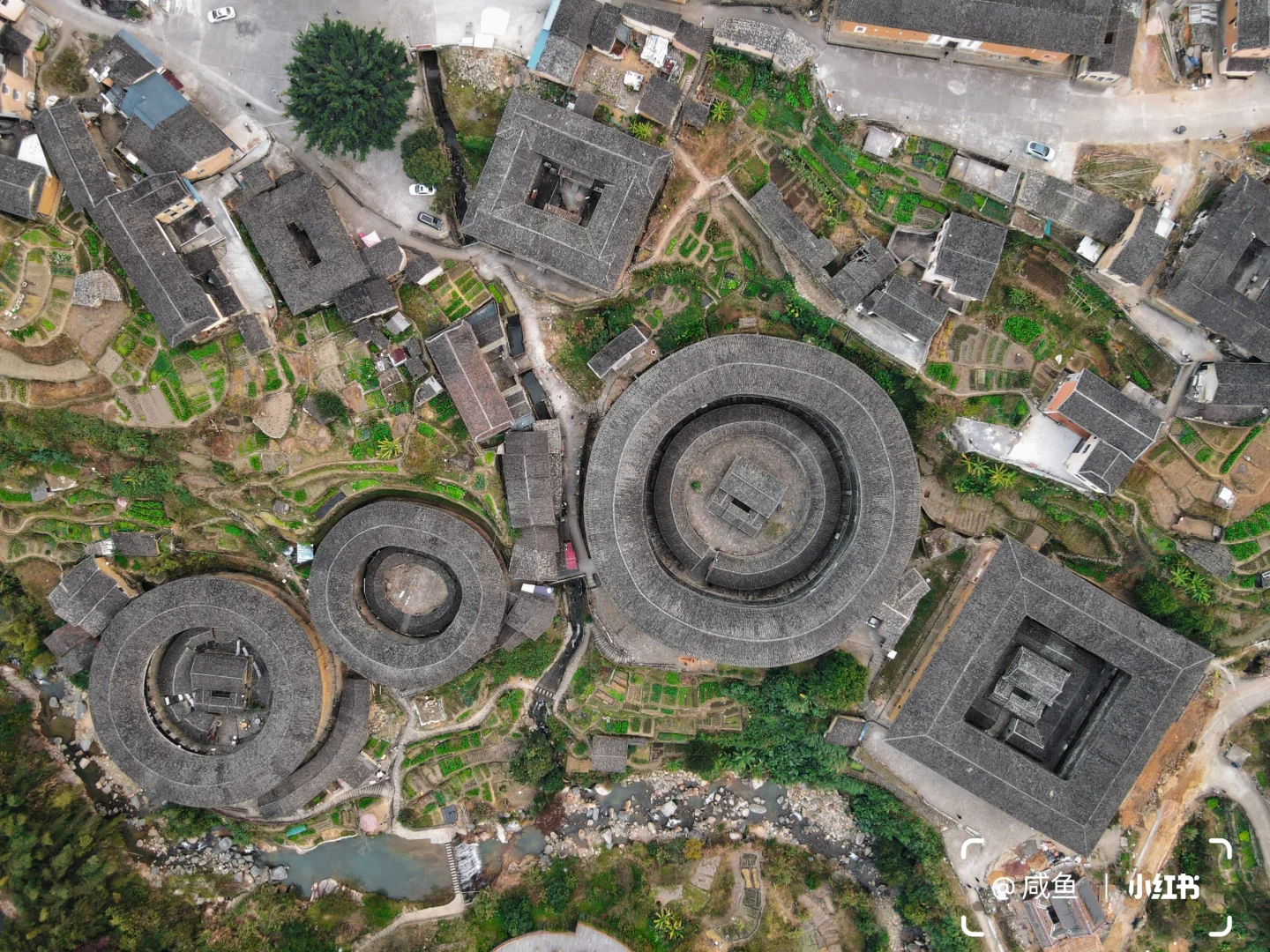 初溪土楼群：穿梭时光的窗户和文化的边界