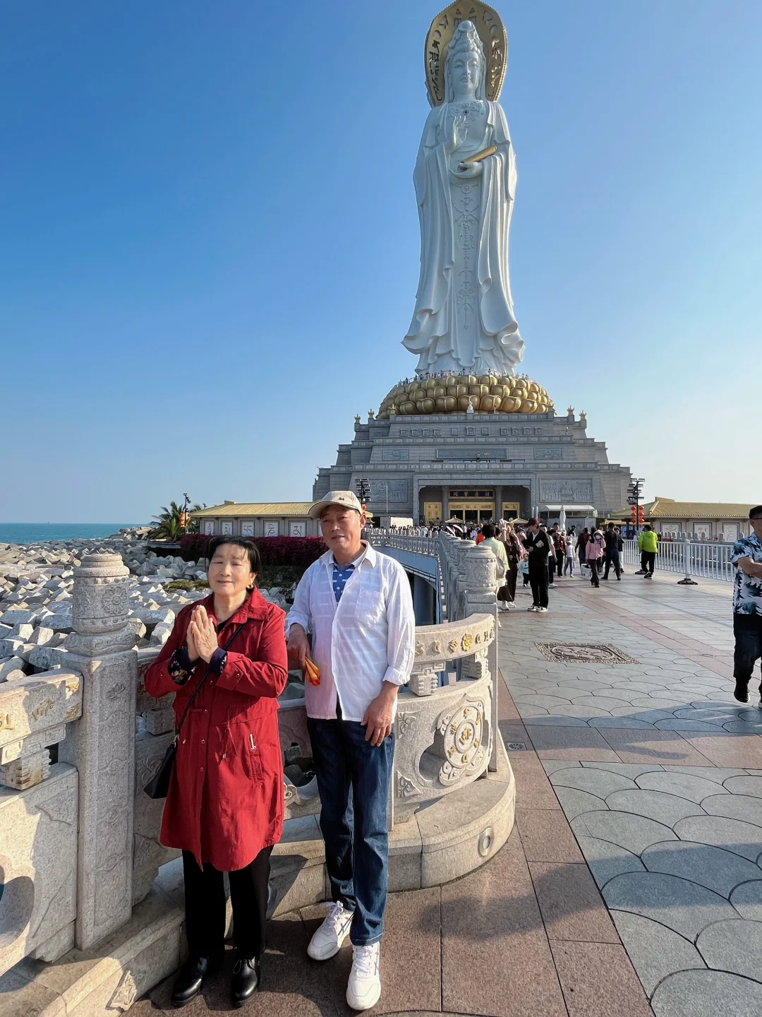 带爸妈去了一趟南山寺，偷偷许了个愿……