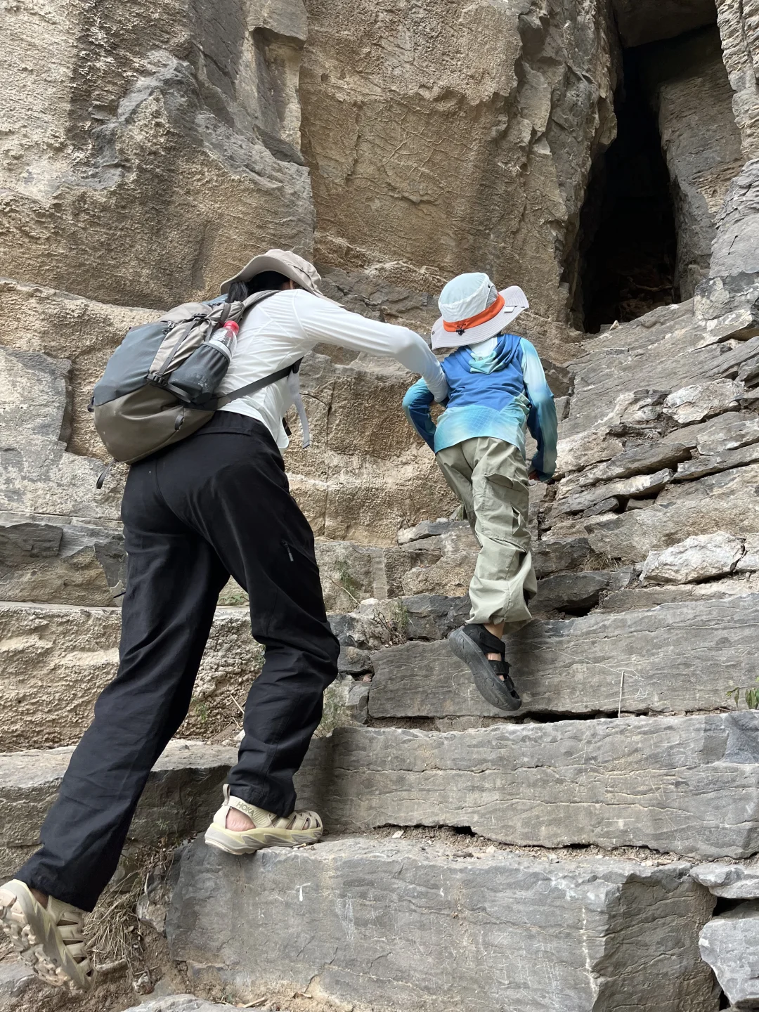 徒步一年，推荐给大家9条值得走的路线