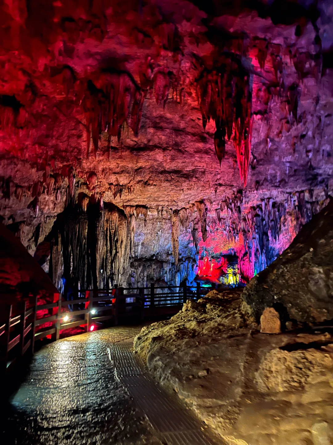 在重庆酉阳，找到了陶渊明笔下的真·桃花源！