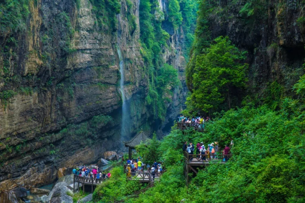 恩施三月份适合去吗