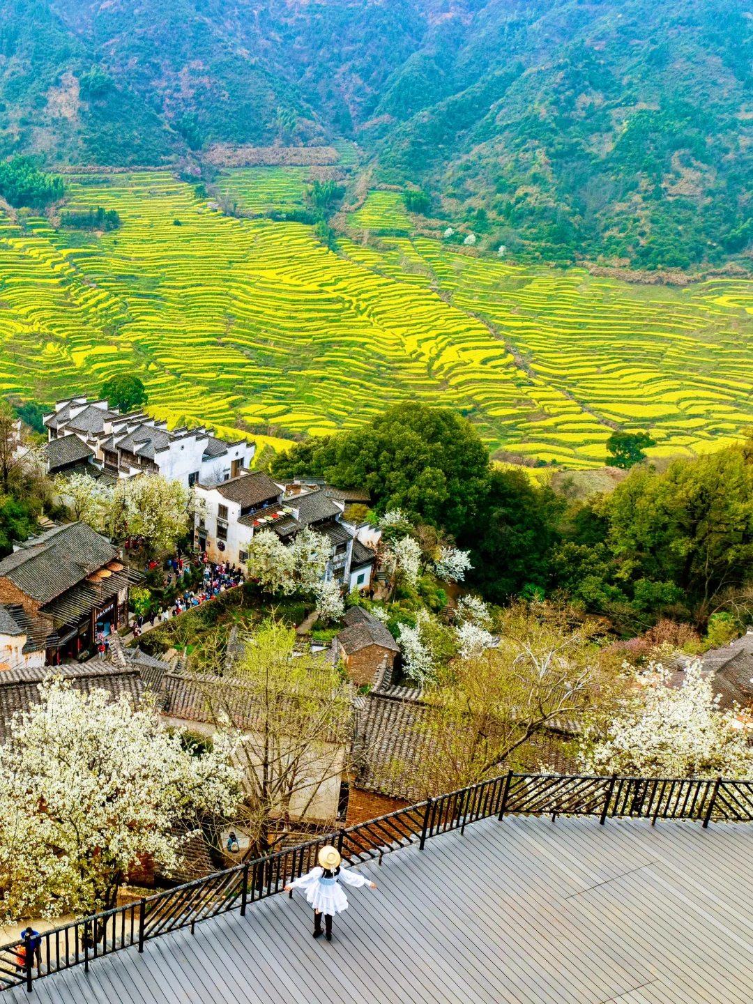 被国家地理评为最美古村👍🏻春天好绝‼️