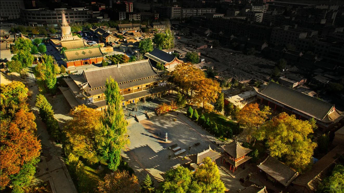 张掖探秘，包车畅行邂逅河西走廊的梦幻风景