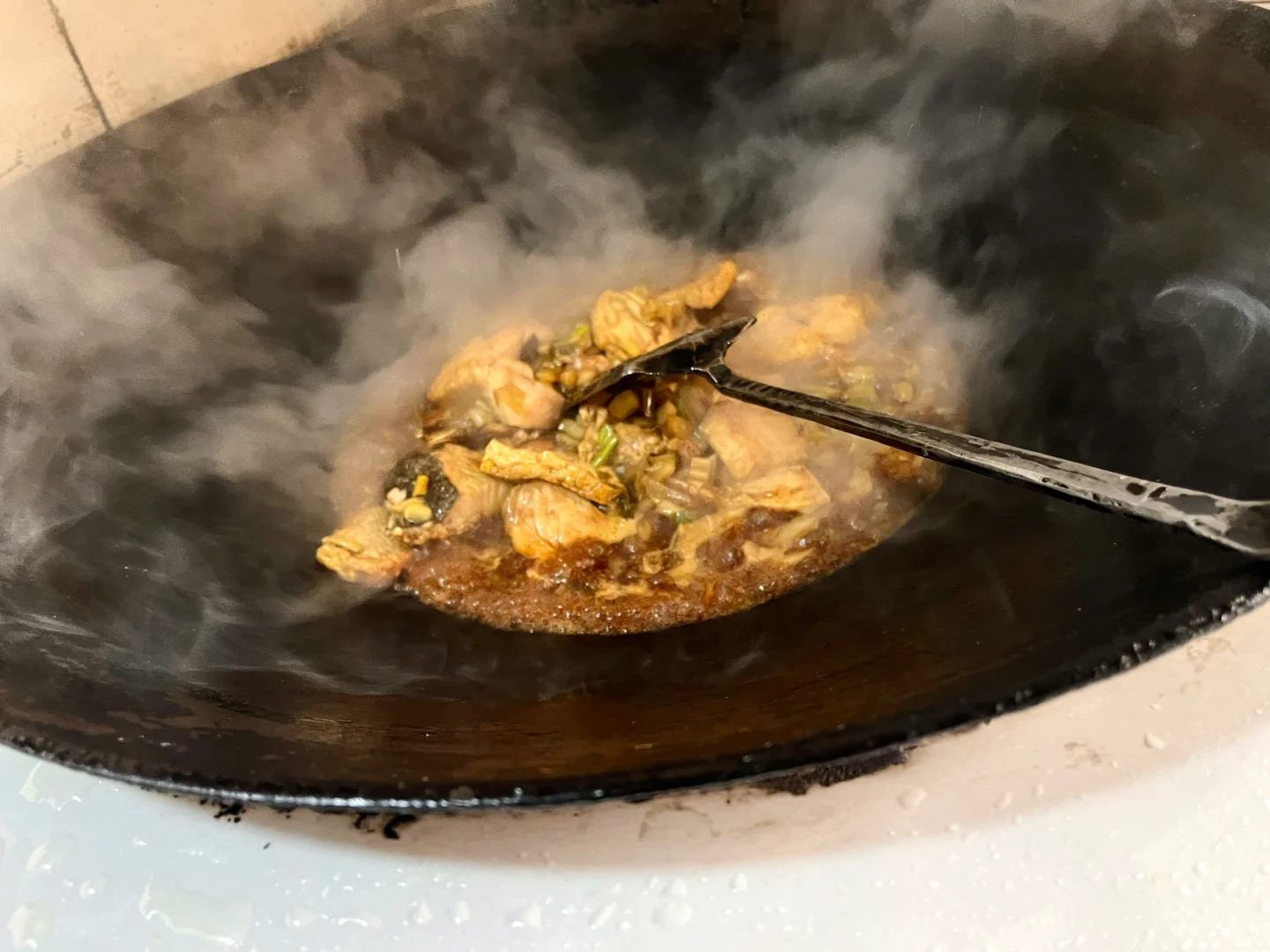 在南湾湖景区内吃到我DNA动了！