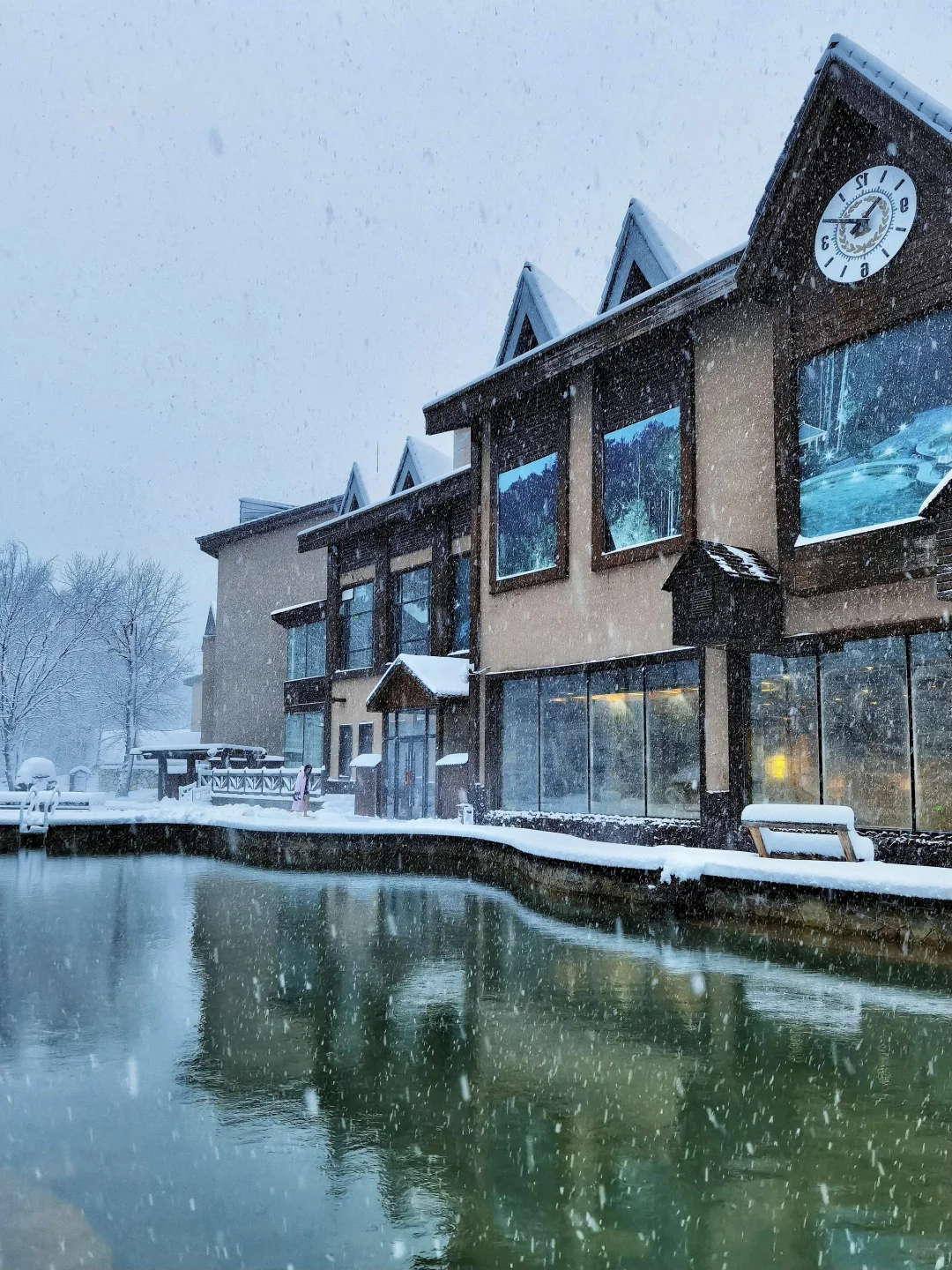 传下去❗️长白山蓝景雪季封板暴跌😭