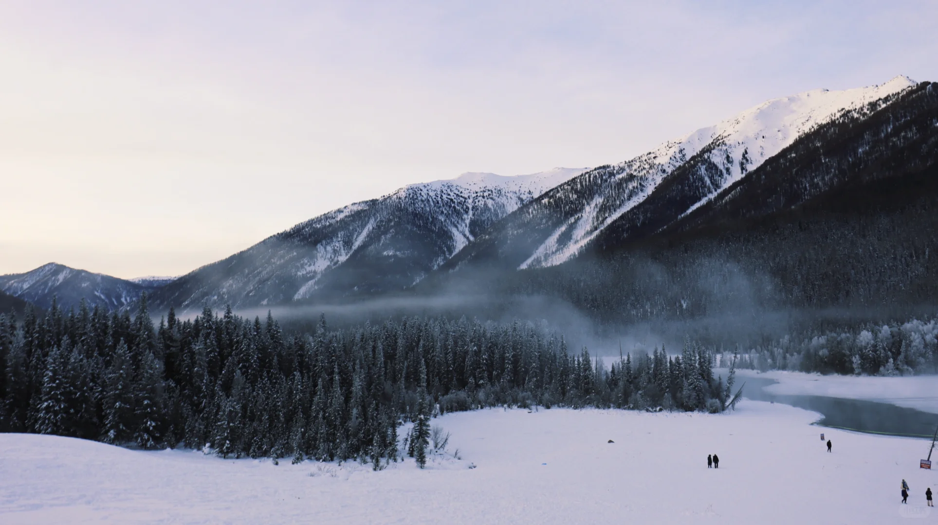 喀纳斯怎么玩？是否值得住一晚？