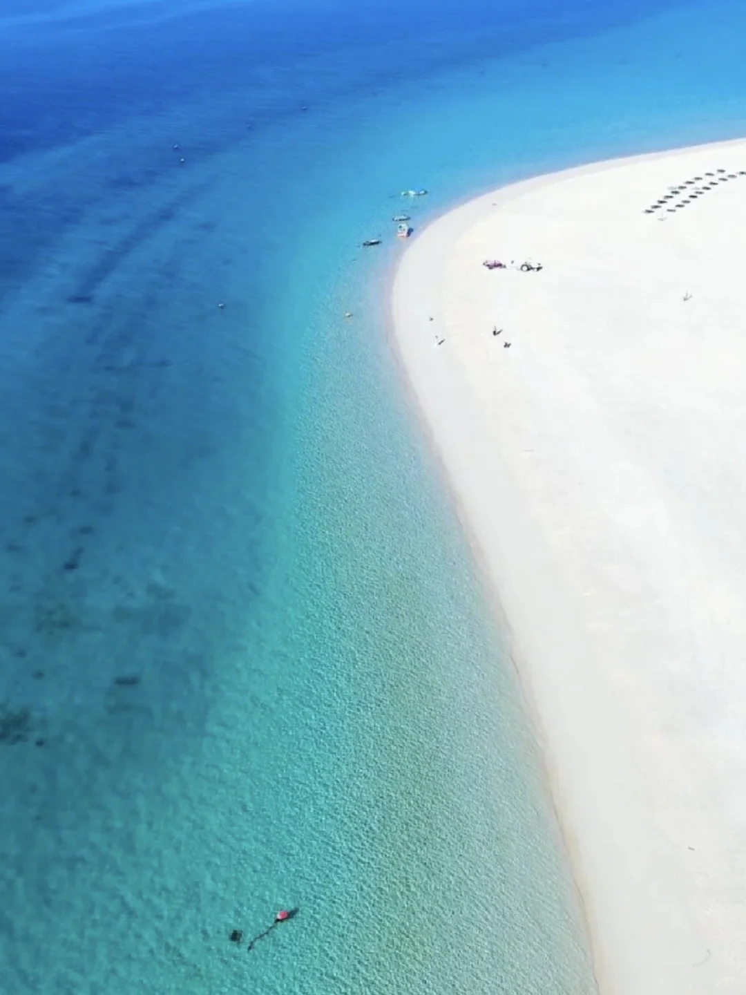 五一去哪玩？斐济绝美海岛了解一下？😋