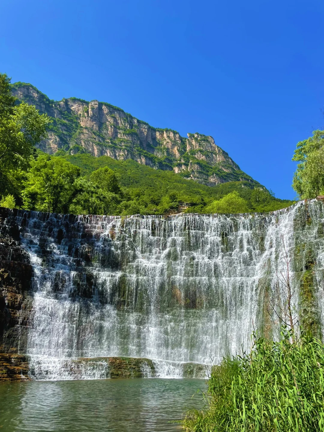 比起云台山，我更喜欢藏在小城里的这座山‼️
