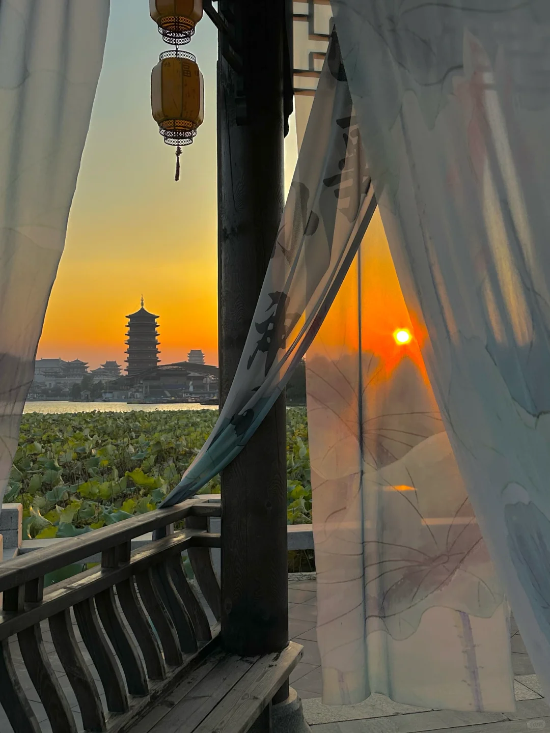 如果你也喜欢日落，不妨我们交换一张🌅