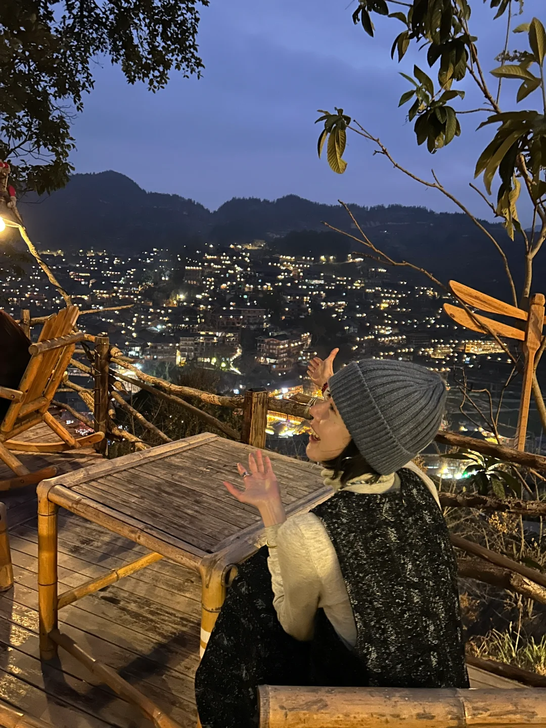 千户苗寨最佳观景点——📍猪圈咖啡屋☕️