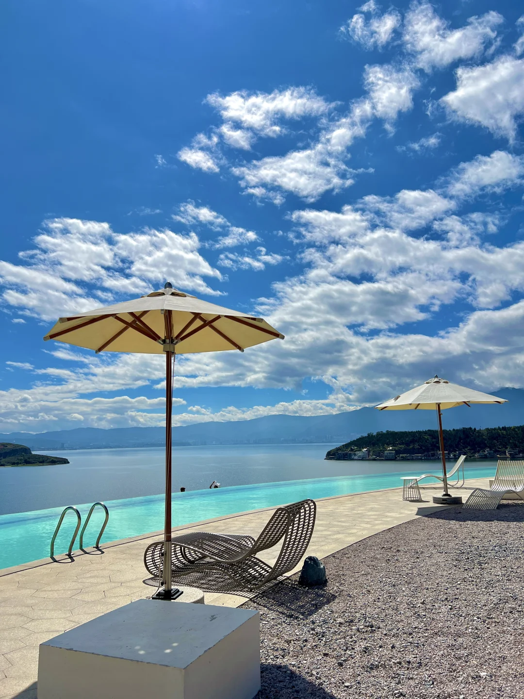 不是在国外！！真的在大理 🩵珍藏机位分享！！