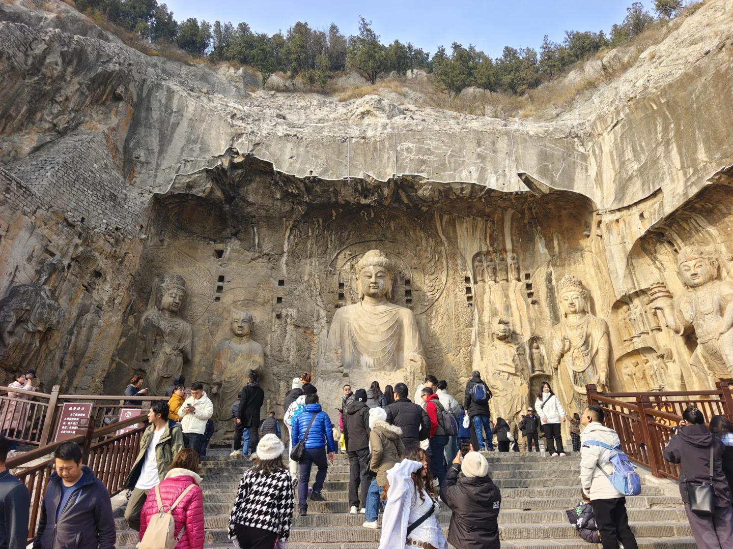 河南～洛阳龙门石窟