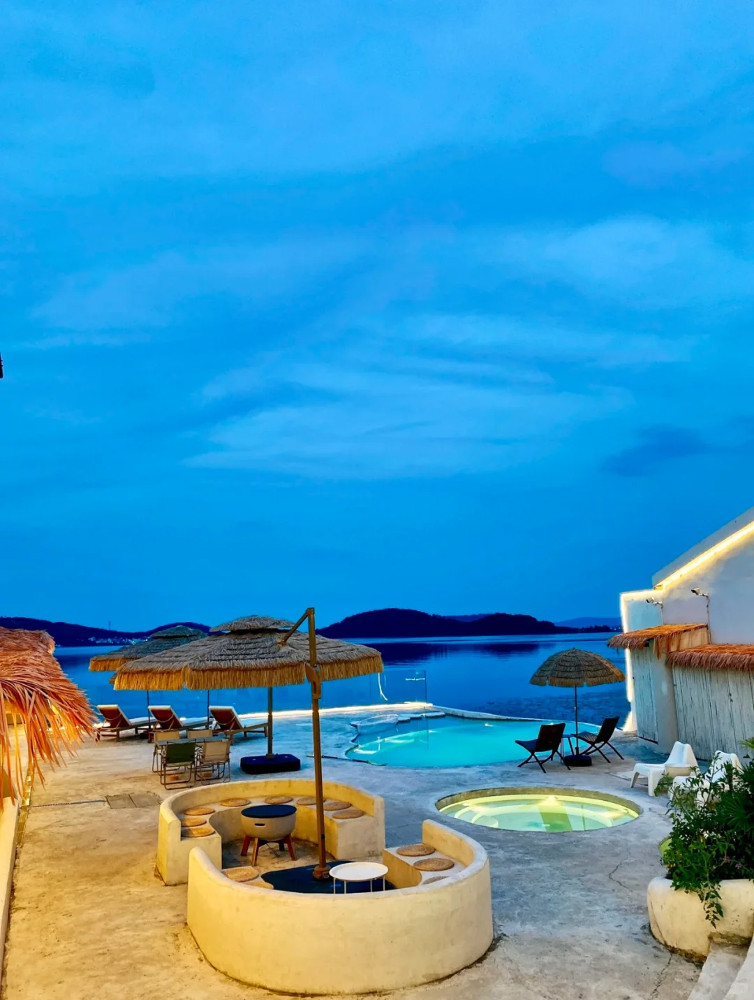 以为黄山够美了，直到来了哪吒的天柱山…