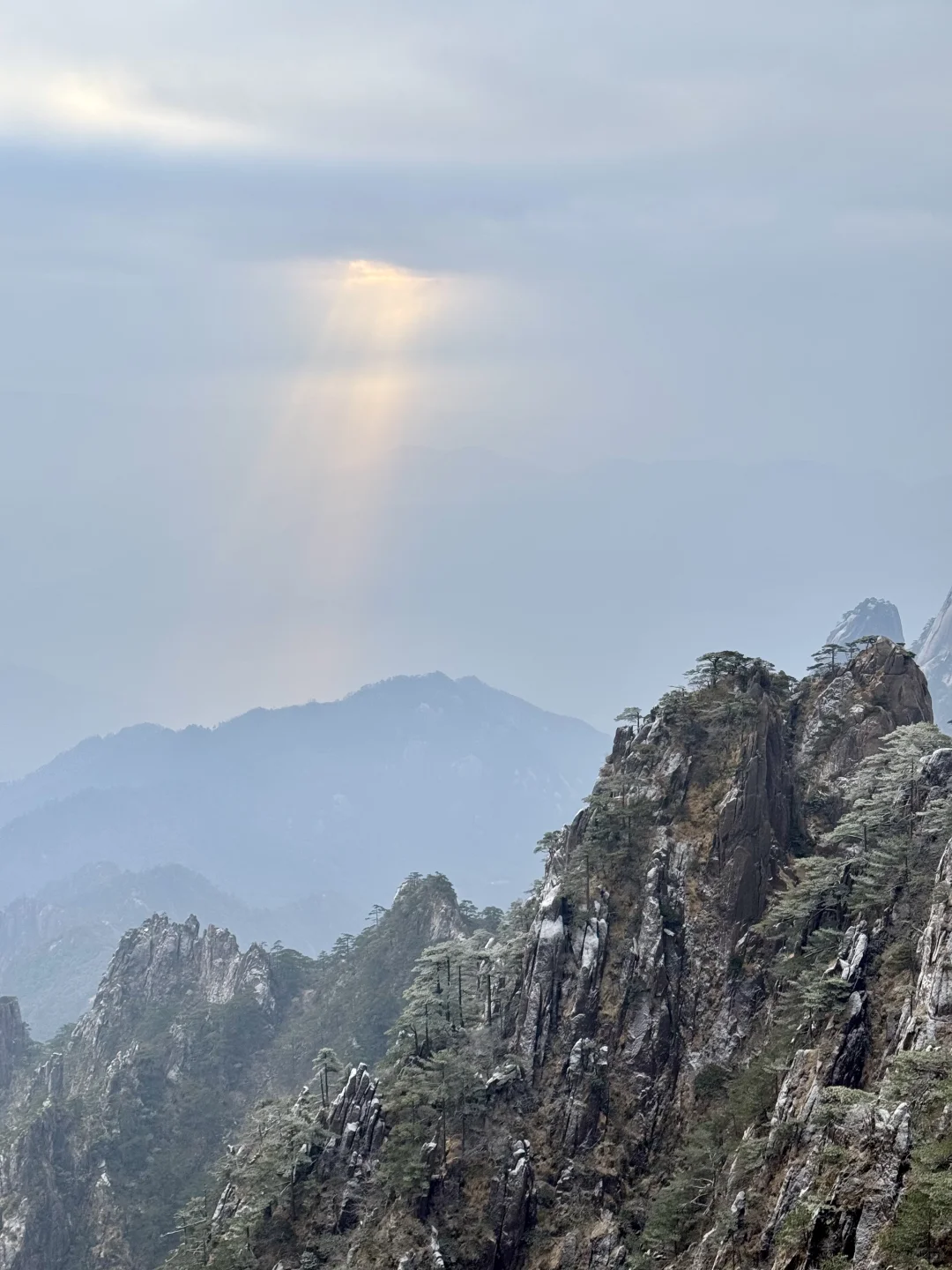 徐霞客我下次还信你！黄山的落日初雪和星星
