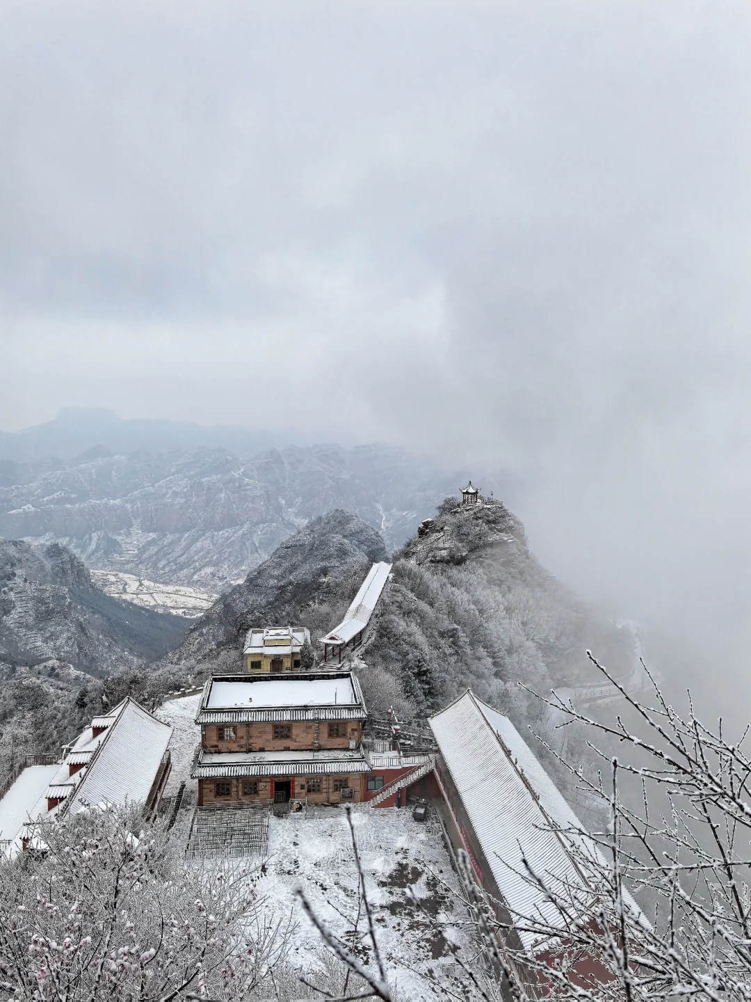 邯郸游玩:人间仙境古武当