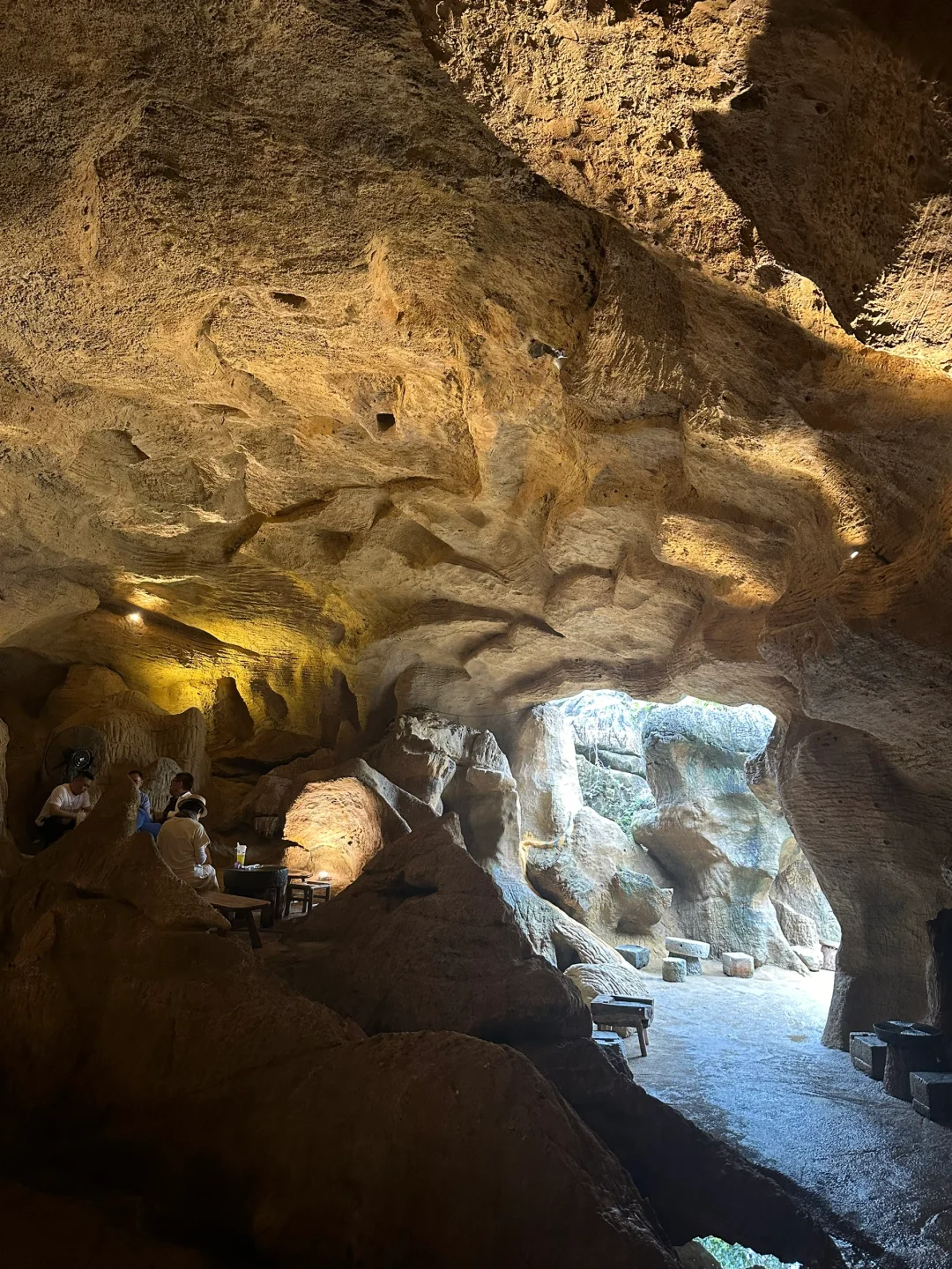 2.28 德天大瀑布 3.1 二月二峒那屿湾