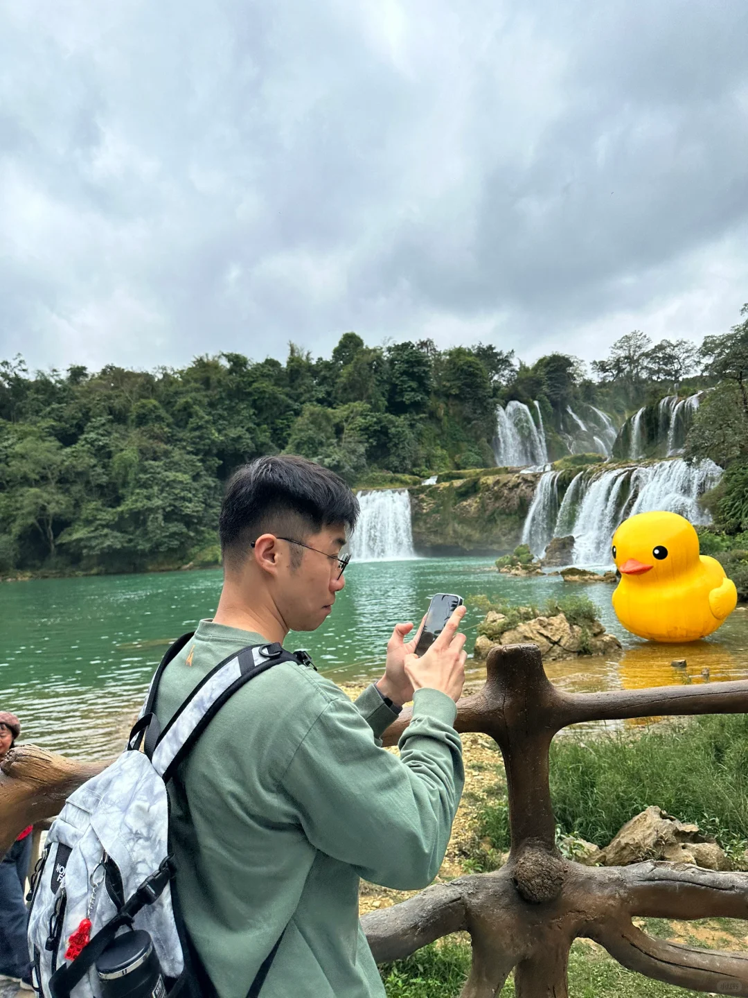 2.28 德天大瀑布 3.1 二月二峒那屿湾