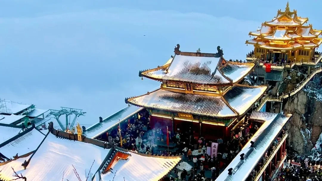 听劝👂 3月份来老君山的姐们请🐎住！！