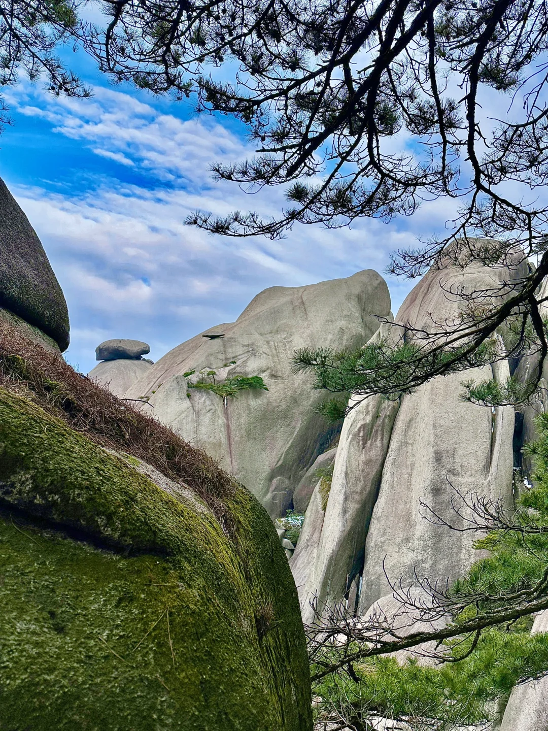 本以为黄山够美了，直到我跟着哪吒去了…